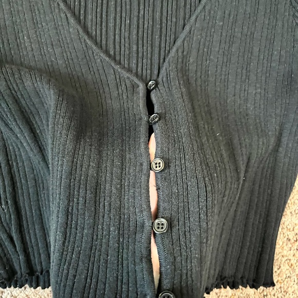 Ribbed Crop Top - Picture 2 of 3